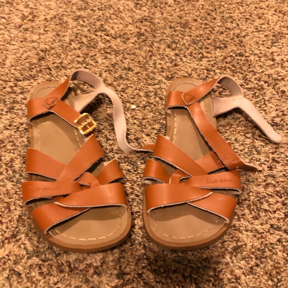 Saltwater sandals